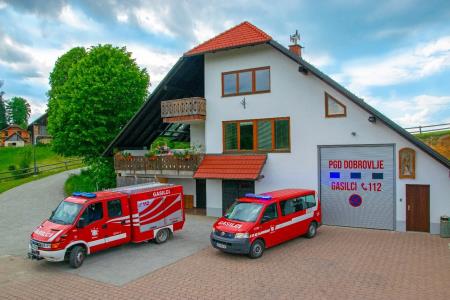 Gasilski dom Dobrovlje